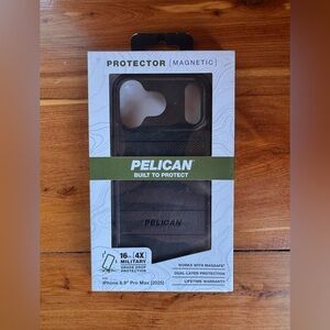 Pelican Protector MagSafe Case for iPhone 17 Pro Max
Color Black